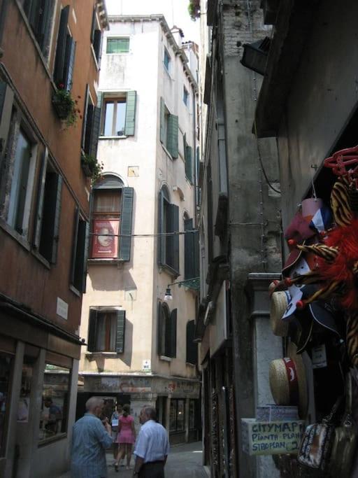 Ai Miracoli Apartment Wenecja Zewnętrze zdjęcie